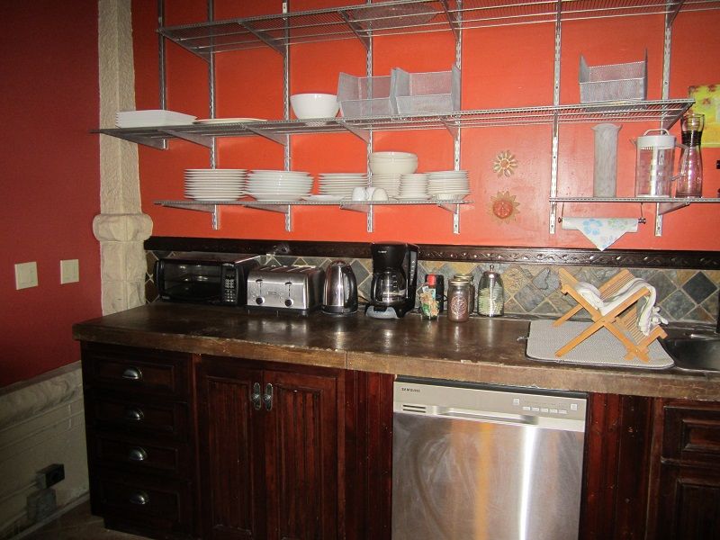 FlatIron Historic Sandstone Inn: 745 N River St, Hot Springs, SD 57747